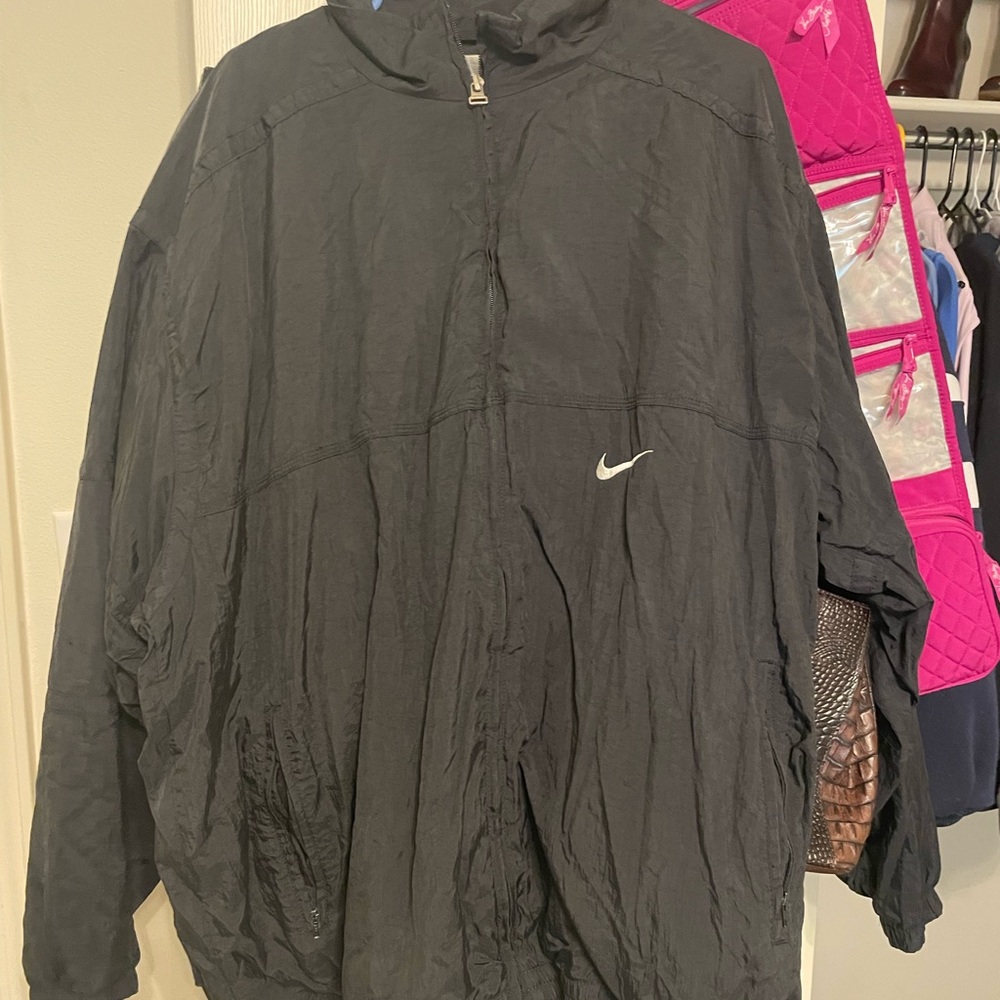 Nike Gray and Red Logo Tag
